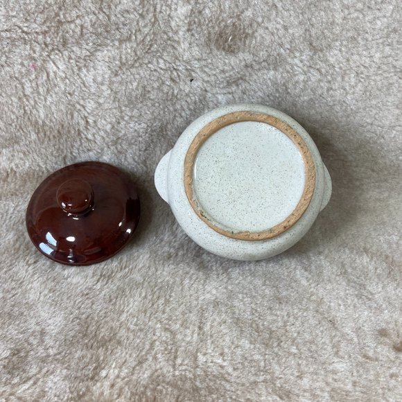 Vintage Stoneware Small Bean Pot in Tan and Brown Glaze - Picture 7 of 11